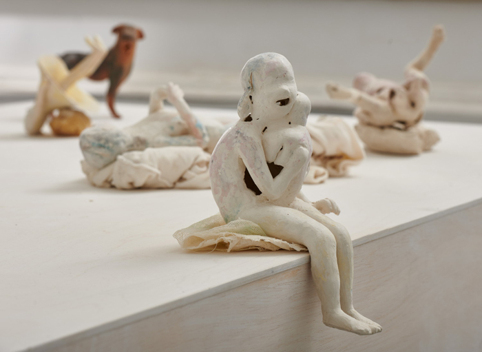 2019, ceramic installation at exhibition THE AHH_NESS OF THINGS, Bethanien, Projektraum 1